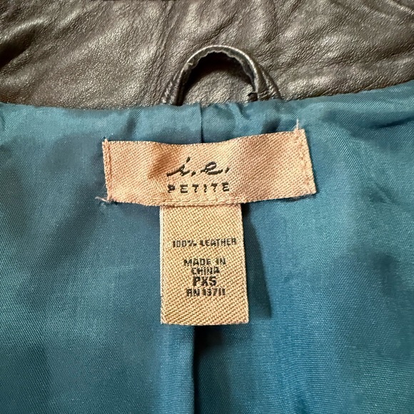i.e. Petite Genuine Leather Jacket pecs - Picture 4 of 6